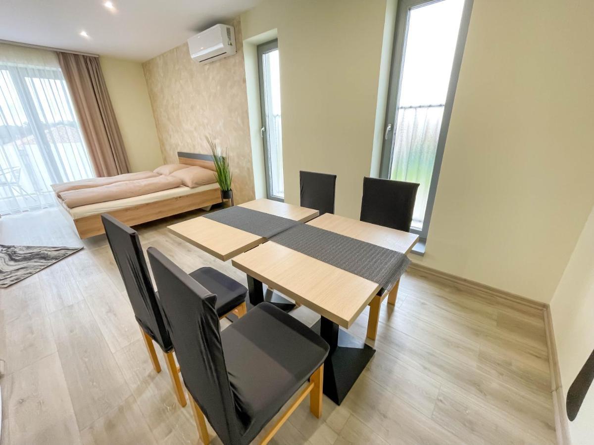 Apartmany Katalin Dunajská Streda Zewnętrze zdjęcie